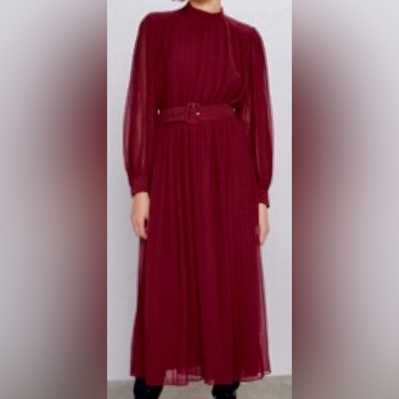 Zara Dresses & Skirts - Zara Long Sleeve Maxi Dress in Burgundy